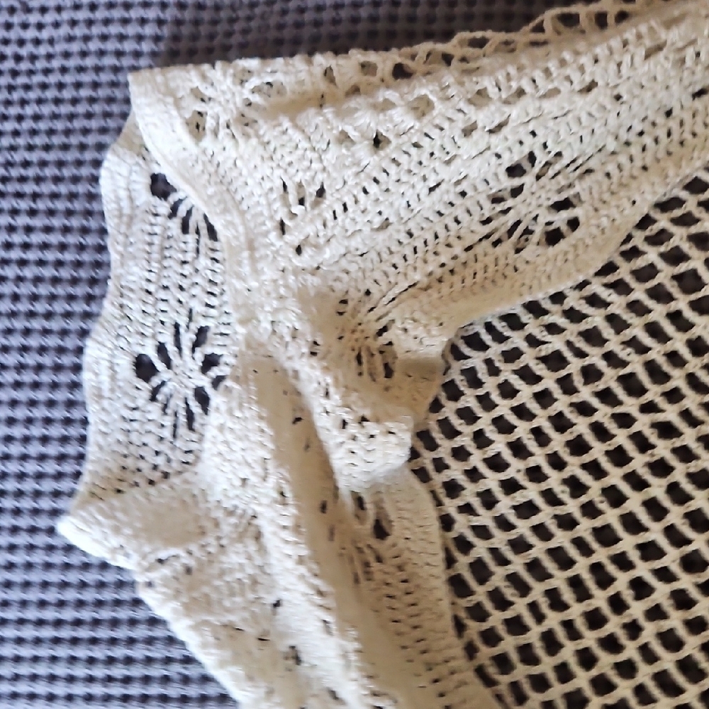 Victoria's Secret Cream Cable Knit Shrug - Picture 11 of 13